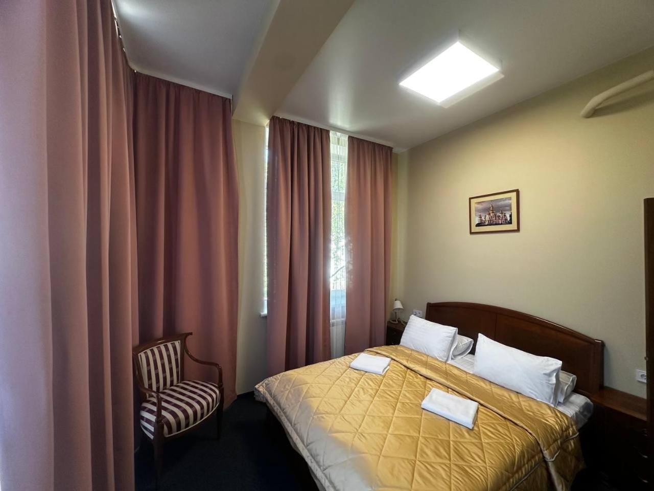 Hotel Express Корпус 2 Kijev Kültér fotó
