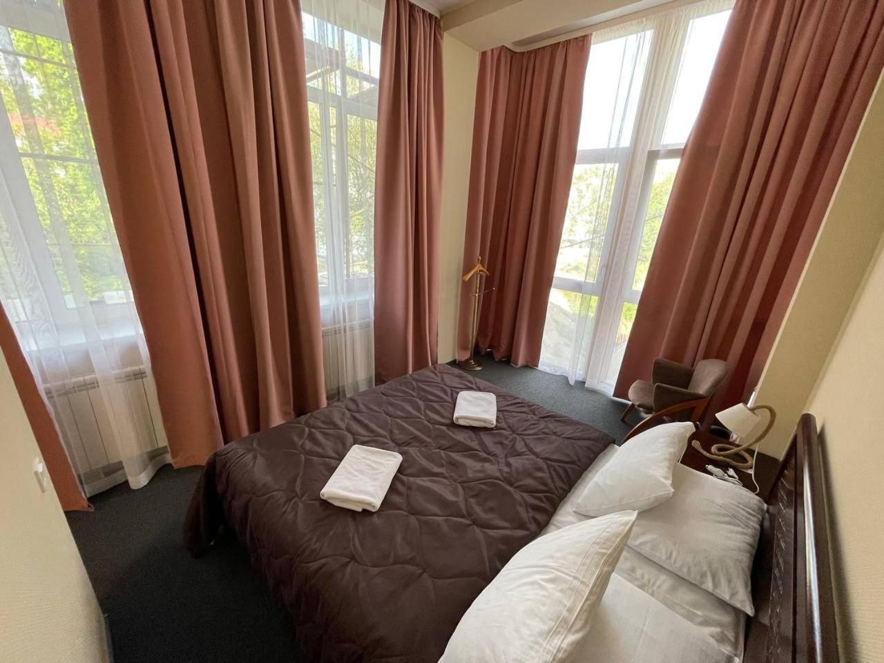 Hotel Express Корпус 2 Kijev Kültér fotó